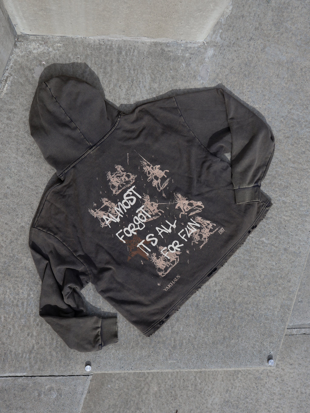 'Fighting Cavaliers' Vintage Washed Frayed-Hem Hoodie