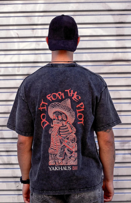 Do it for the plot - Oversize T-Shirt with Calavera of Francisco Madero print | YAKHAUS